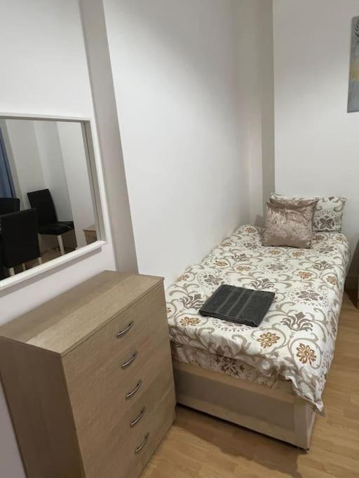 001- Lovely 3-Bedroom Very Close To Oxford Street Лондон Екстер'єр фото