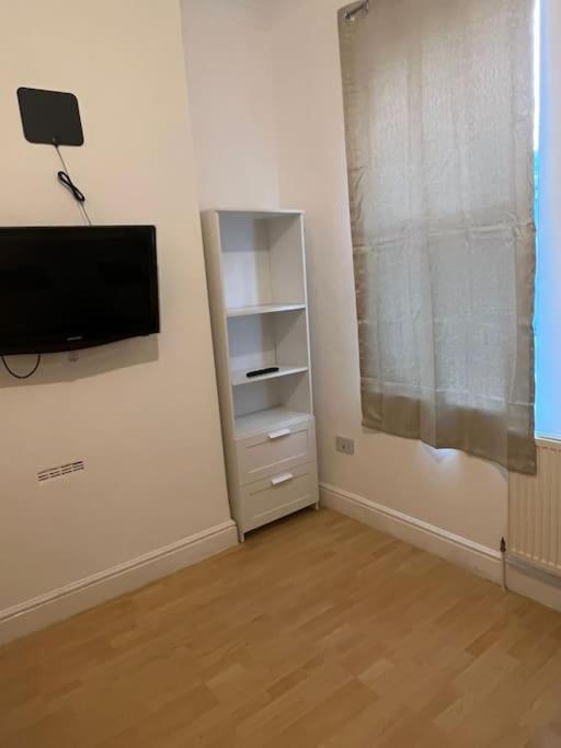 001- Lovely 3-Bedroom Very Close To Oxford Street Лондон Екстер'єр фото